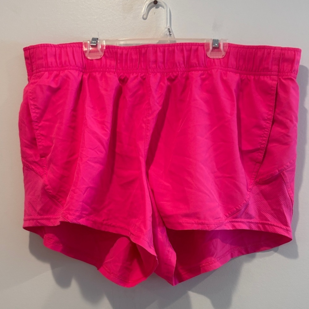 Athletic Works Women's Shorts in Vivid Pink